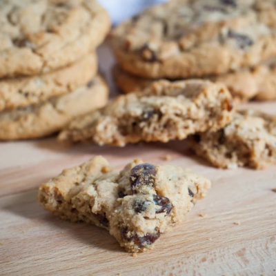 Oatmeal Raisin Cookies