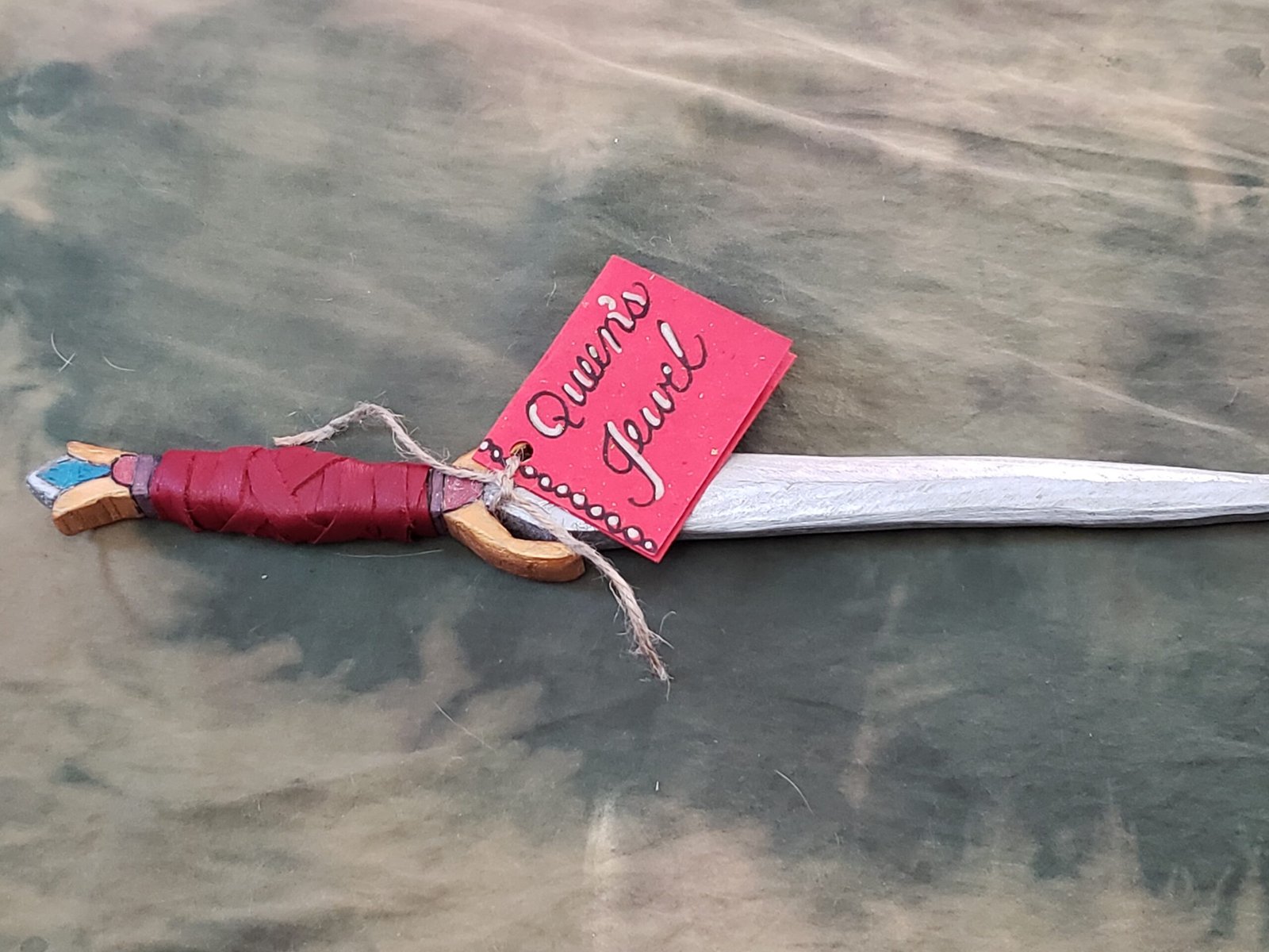 Queen's Jewel - Image 4